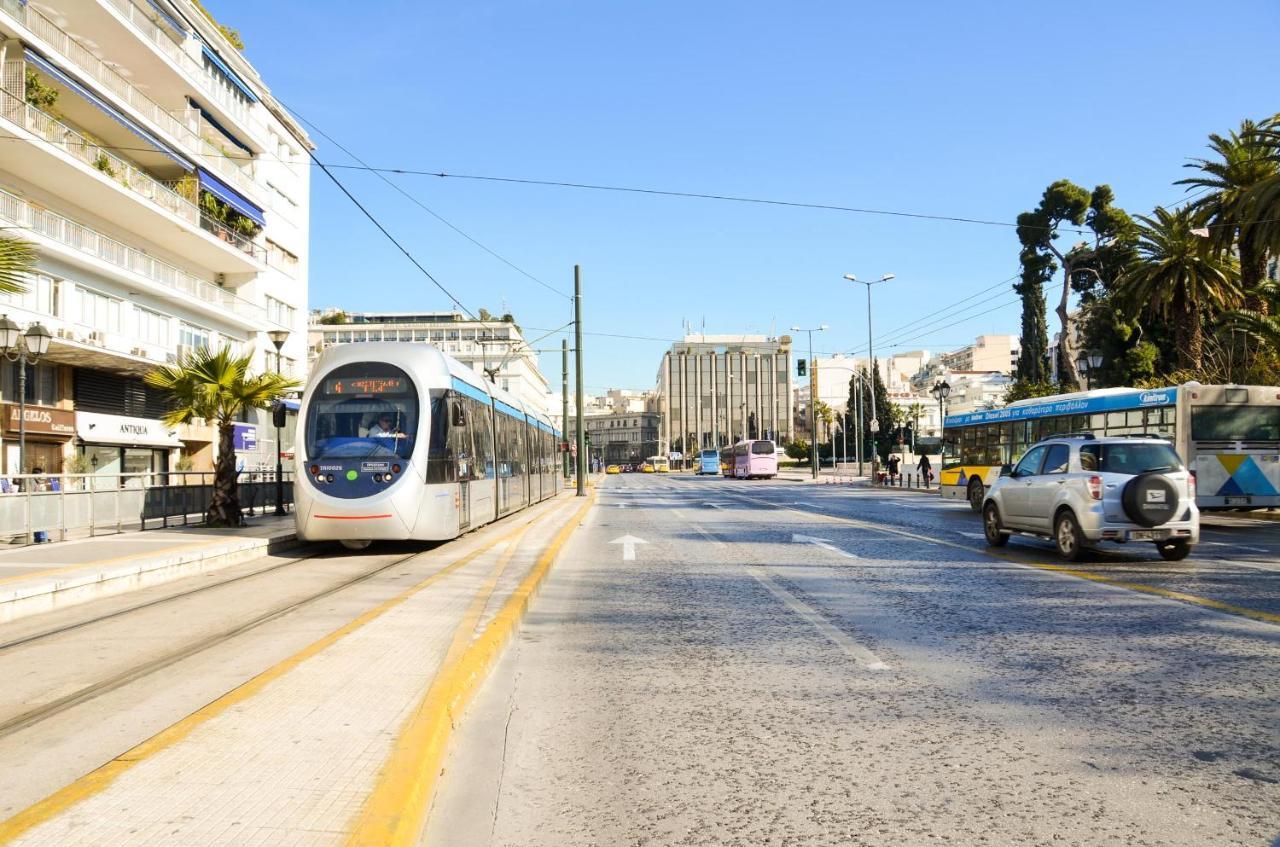 Athens Central Studio In Front Of Syntagma Metro Exterior photo